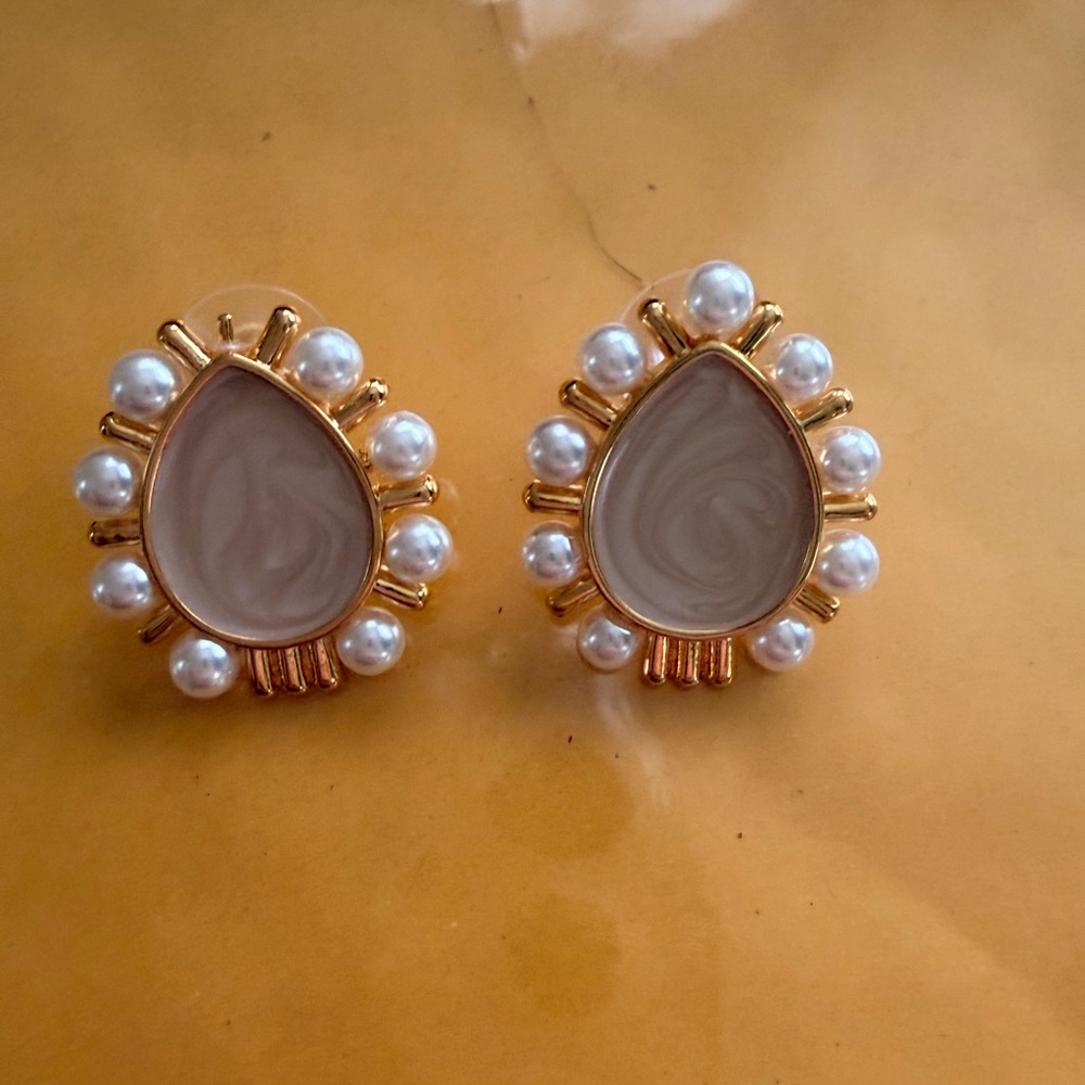 Gold Teardrop Faux Pearl Stud Earrings